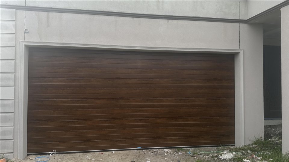 Knotted Walnut Slimline panel door